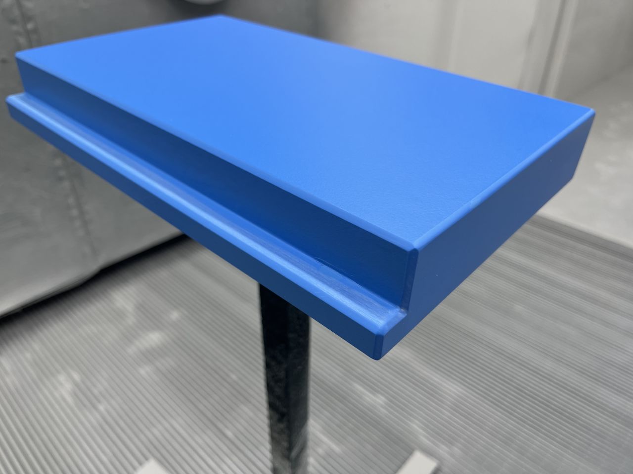 Giessharz-Element, Ansicht von aussen.